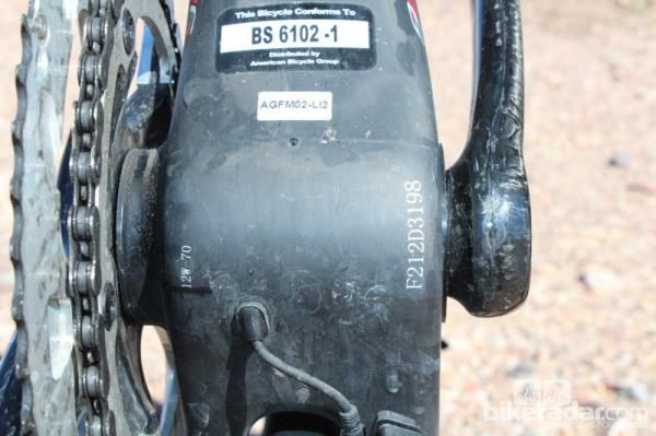 Litespeed head designer Brad DeVaney designed an aluminum insert on the drivetrain side of the frame (it&rsquo;s black) to protect against dropped chains wedging into the frame