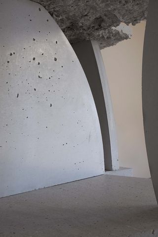 Concrete wall