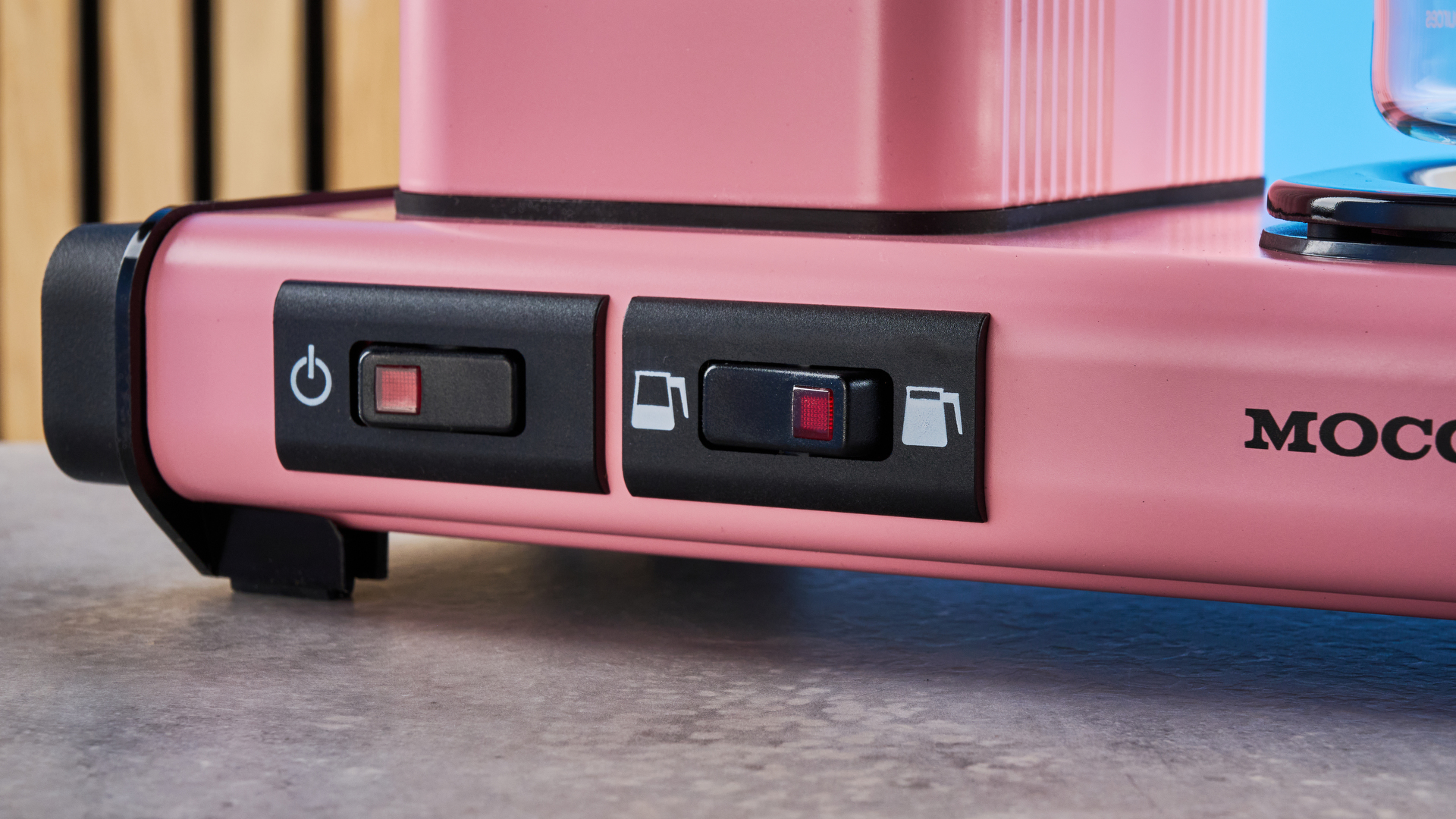 the technivorm moccamaster kgbv select in pink photographed against the blue tom's guide background