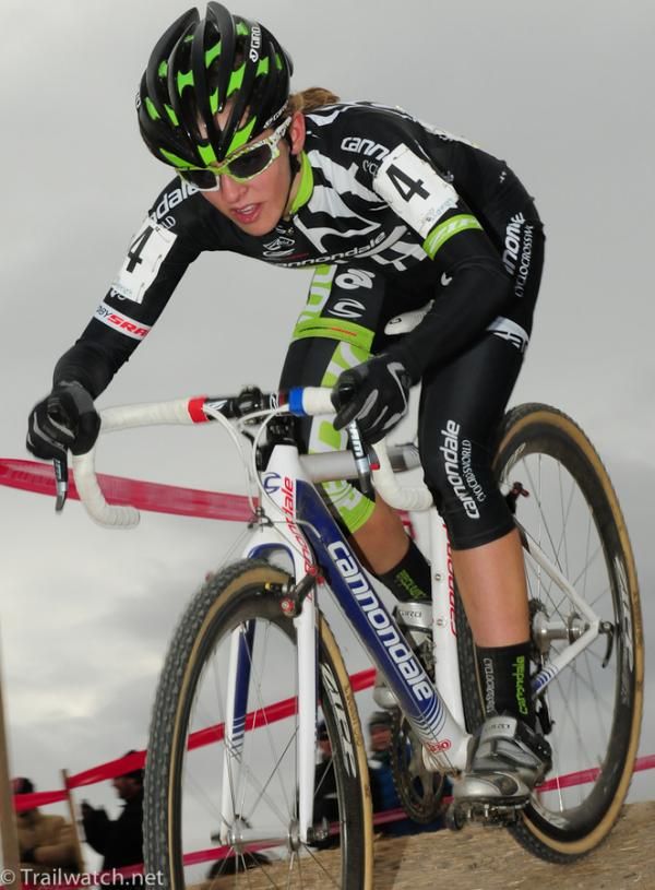 Kaitie Antonneau (Cannondale) atop the flyover