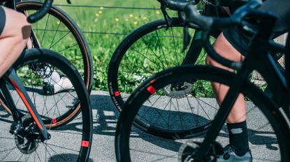 Fulcrum updates alloy wheel range with wider rims, tubeless