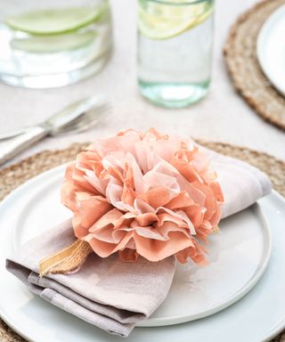 napkin decorating with flowers