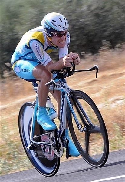 Levi Leipheimer won the stage and took the overall lead