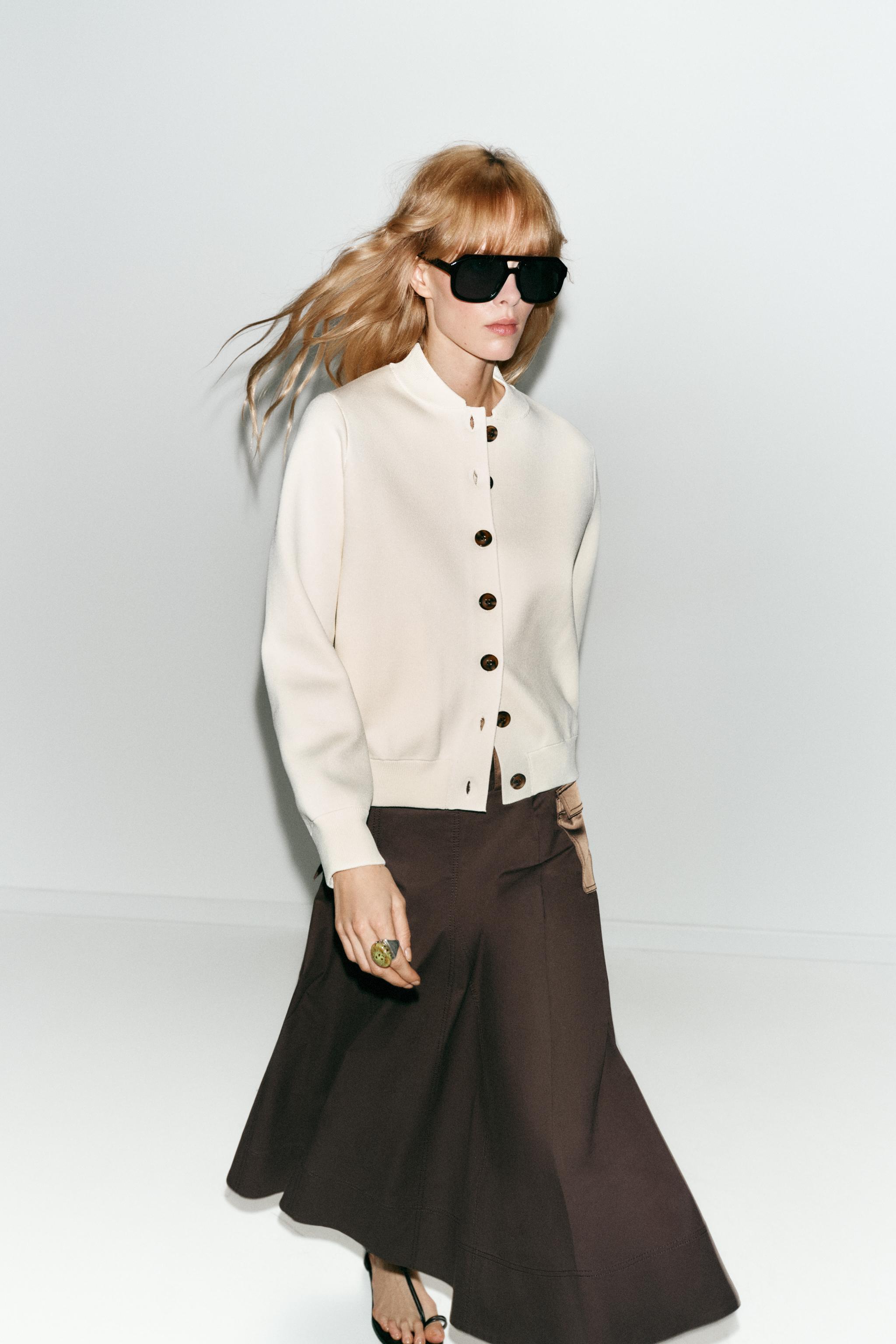 Contrast Button Cardigan