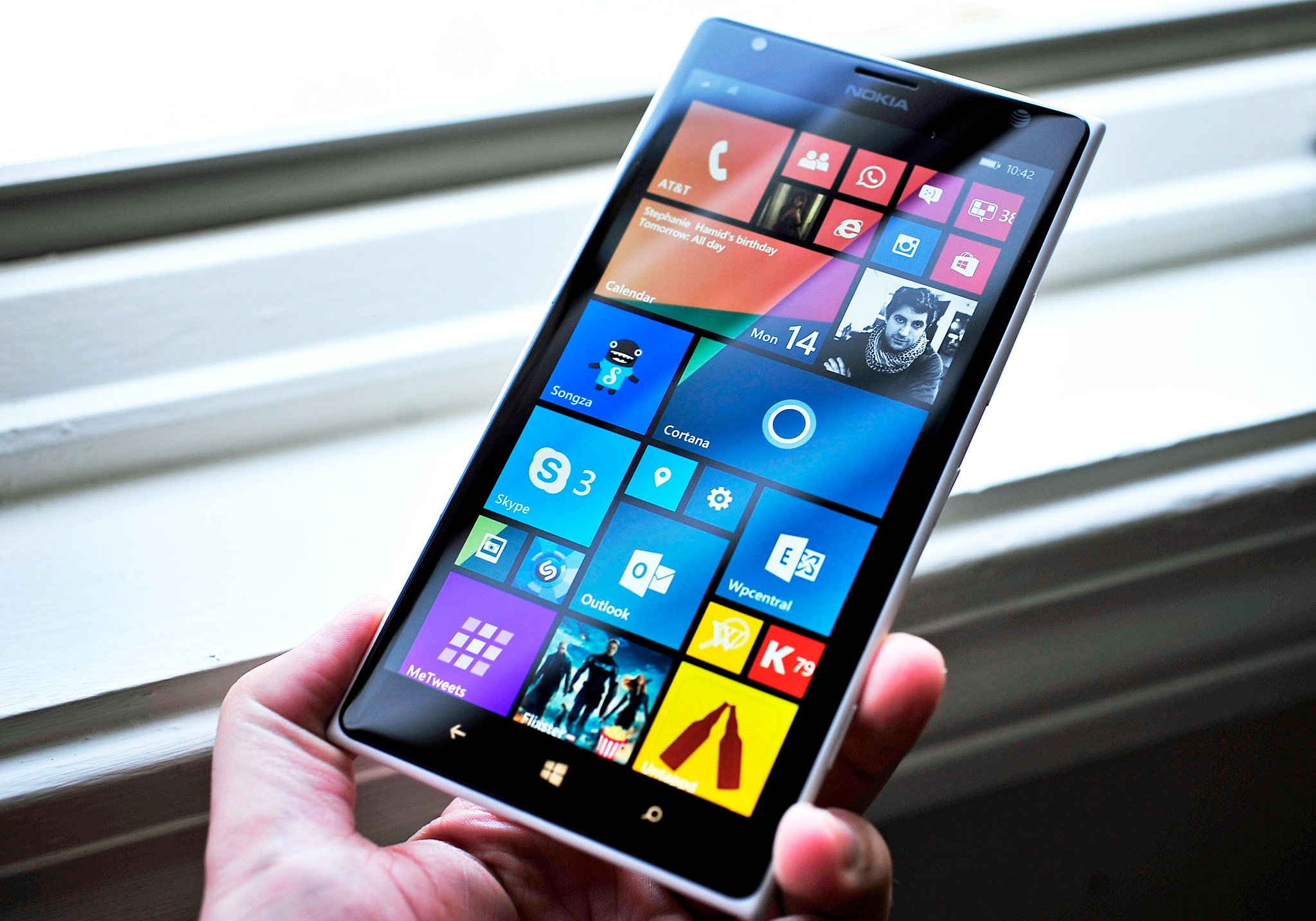 Телефон windows 8. Nokia Windows Phone 8.1. Нокия люмия 1525. Нокиа люмия на виндовс 7. Nokia Lumia Windows 10.