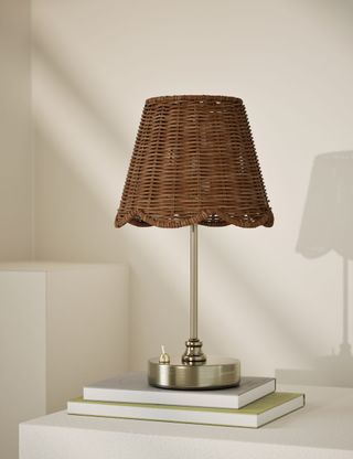 Wicker Scallop Rechargeable Table Lamp