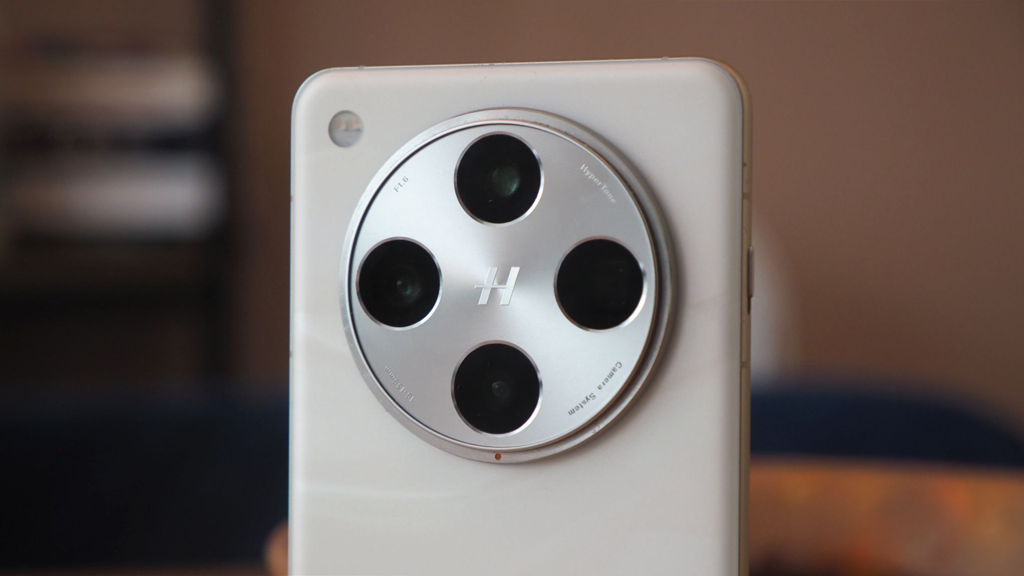 Major Samsung competitor reveals huge camera upgrade will continue for ...