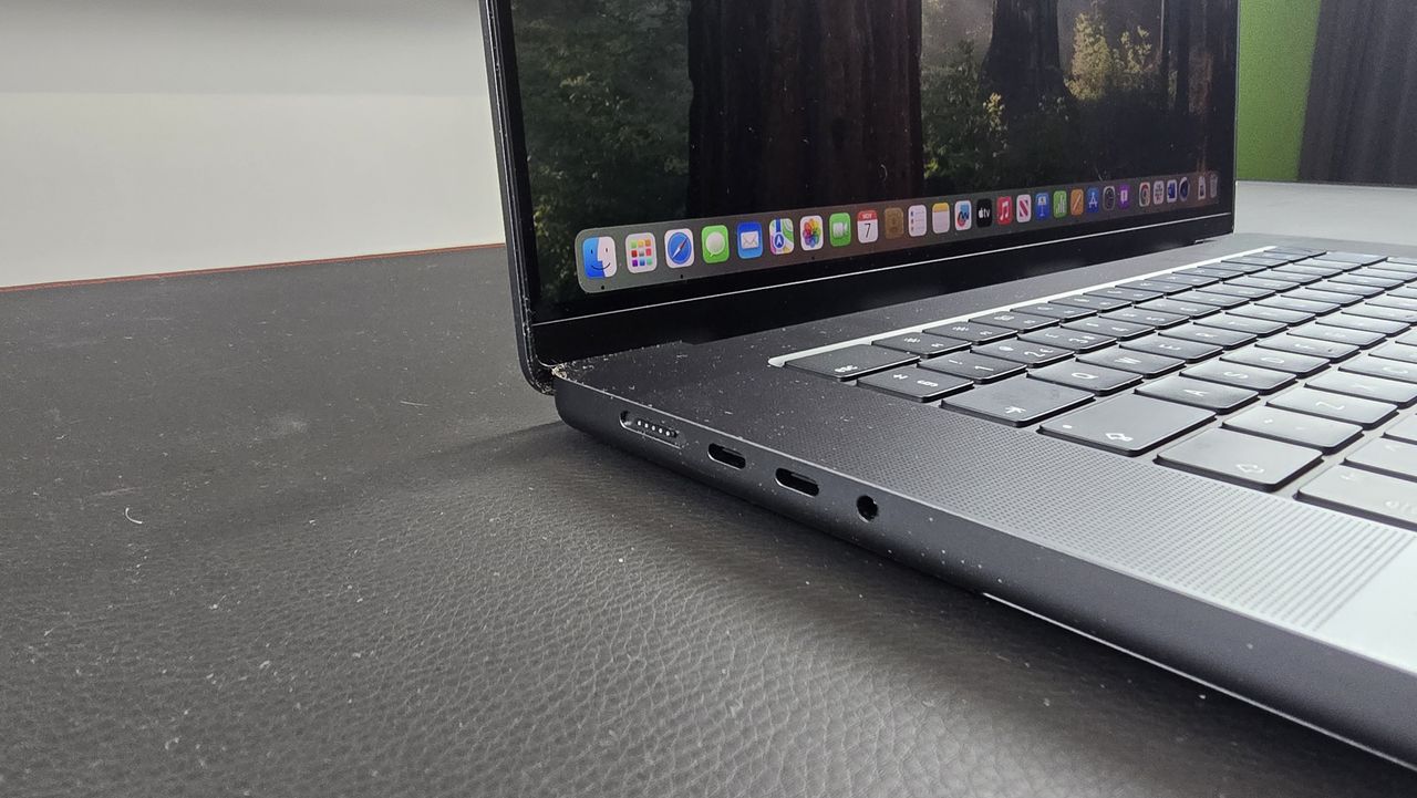 16-inch MacBook Pro with M4 Pro chip in a studio being used