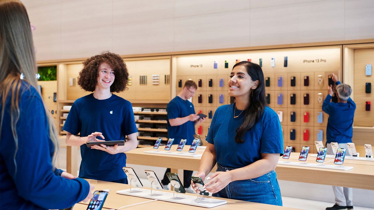 Apple Brompton Road Store, London