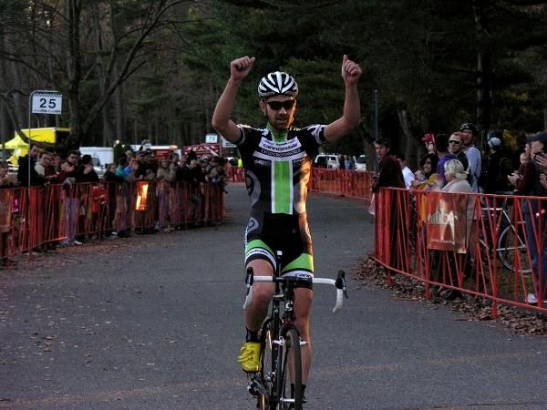 A big win for Jamey Driscoll after dominating the elite men's race.