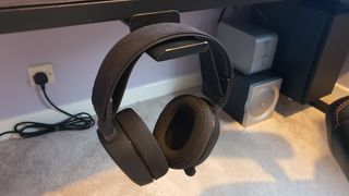 Secretlab MAGNUS Pro XL magnetic headphone hook