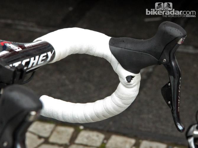 Many Shimano Di2-equipped riders took advantage of the available sprint and climbing satellite shifters