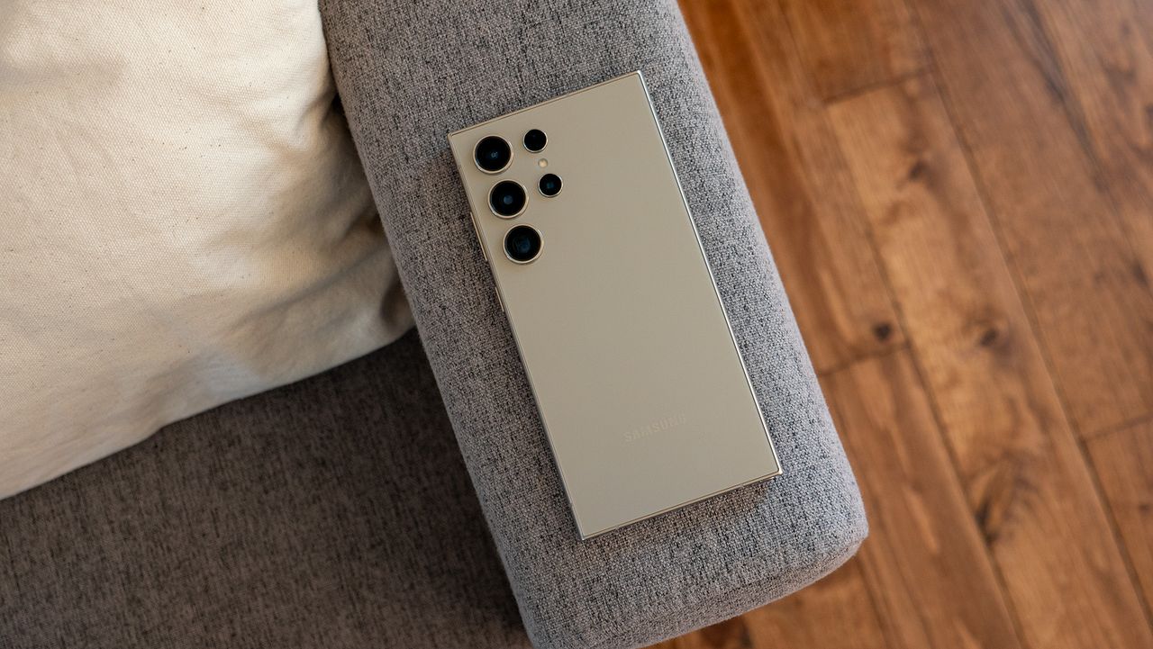 Good news for Samsung fans: One UI 8.5 could land on Galaxy S24 and FE phones soon