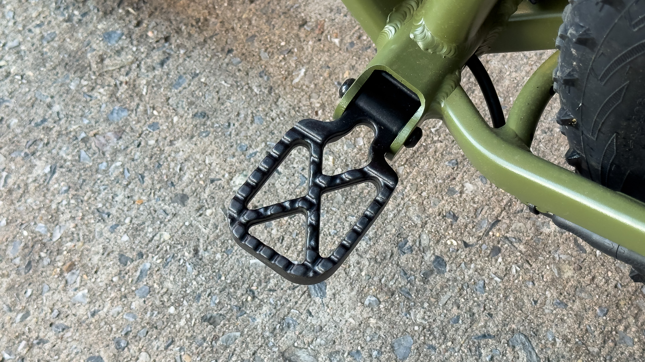 JackRabbit XG Pro foot pegs closeup.