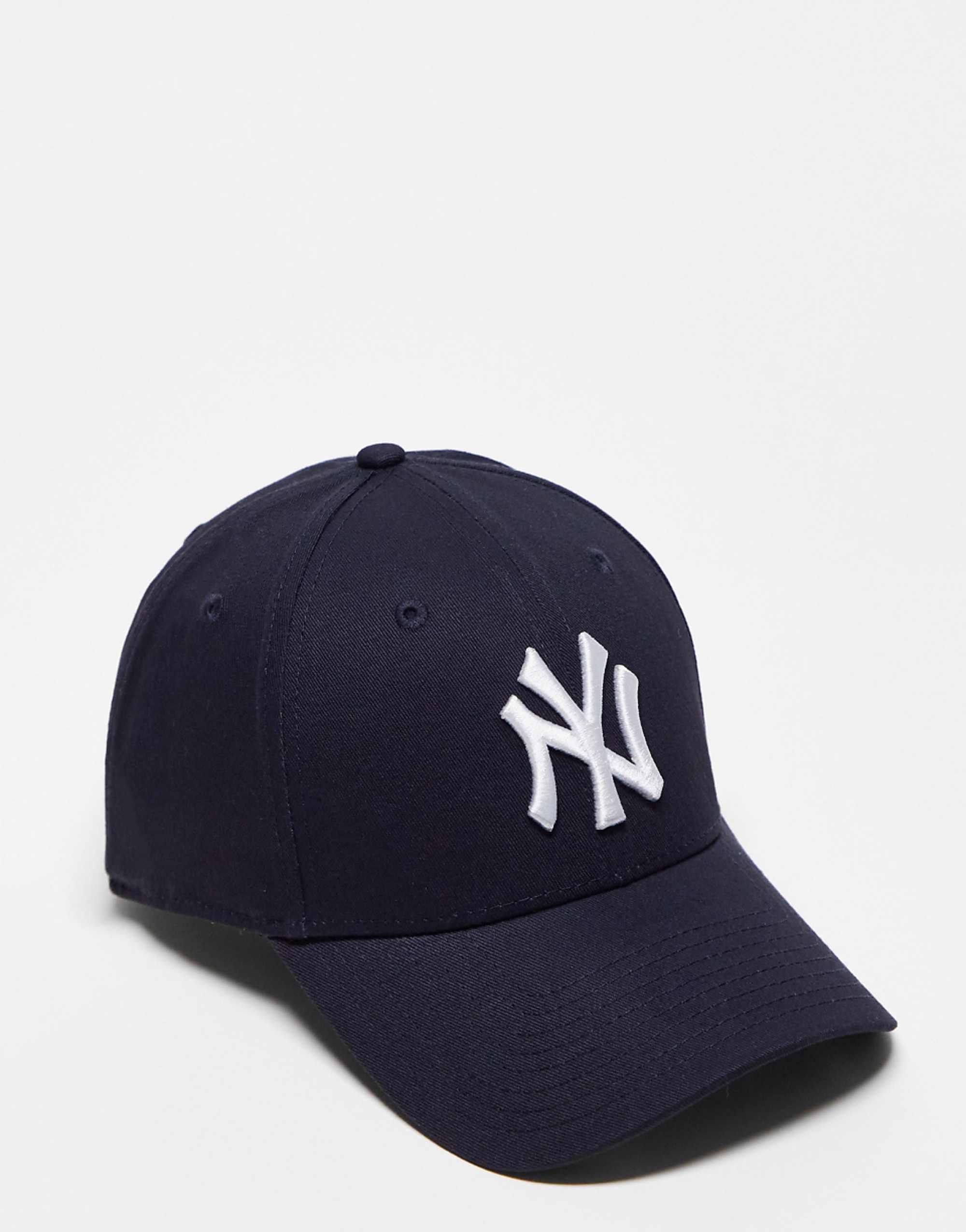 New Era Ny Yankees 9forty Cap in Dark Navy