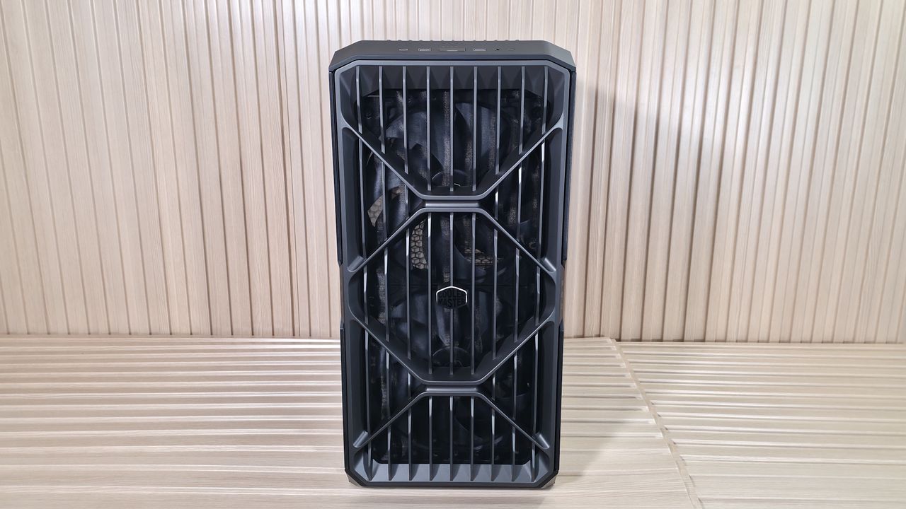 Cooler Master HAF II 500- Case outside