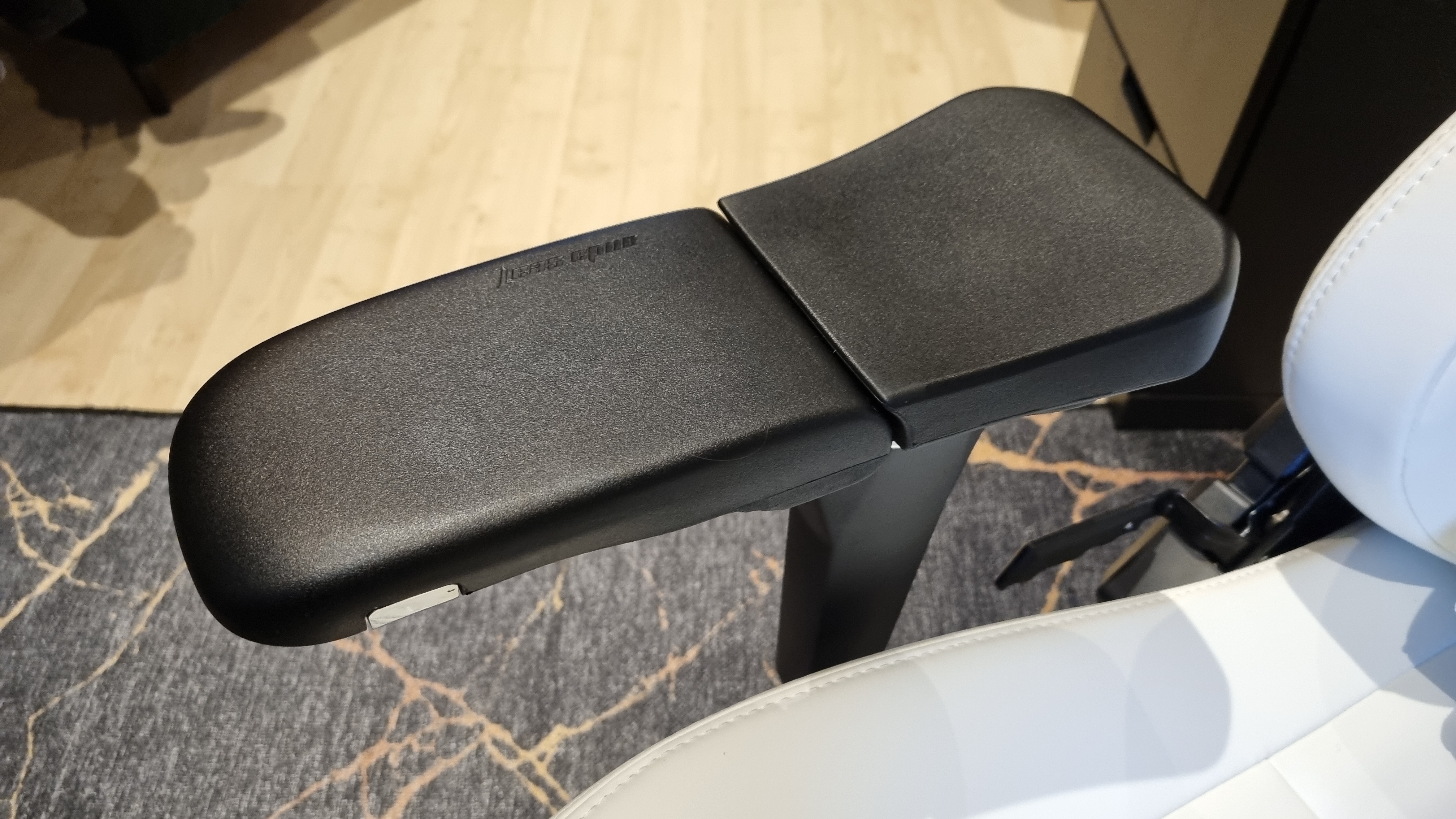 AndaSeat Kaiser 4 XL review