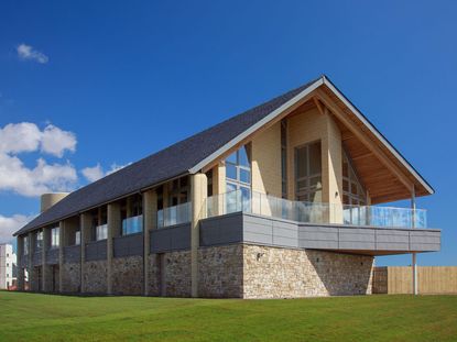 New Carnoustie Clubhouse Opens