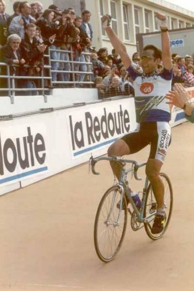 Franco Ballerini believed he had won the 1993 Paris-Roubaix when he crossed the line.