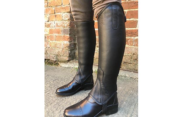 Just Chaps Saltos Gaiters review