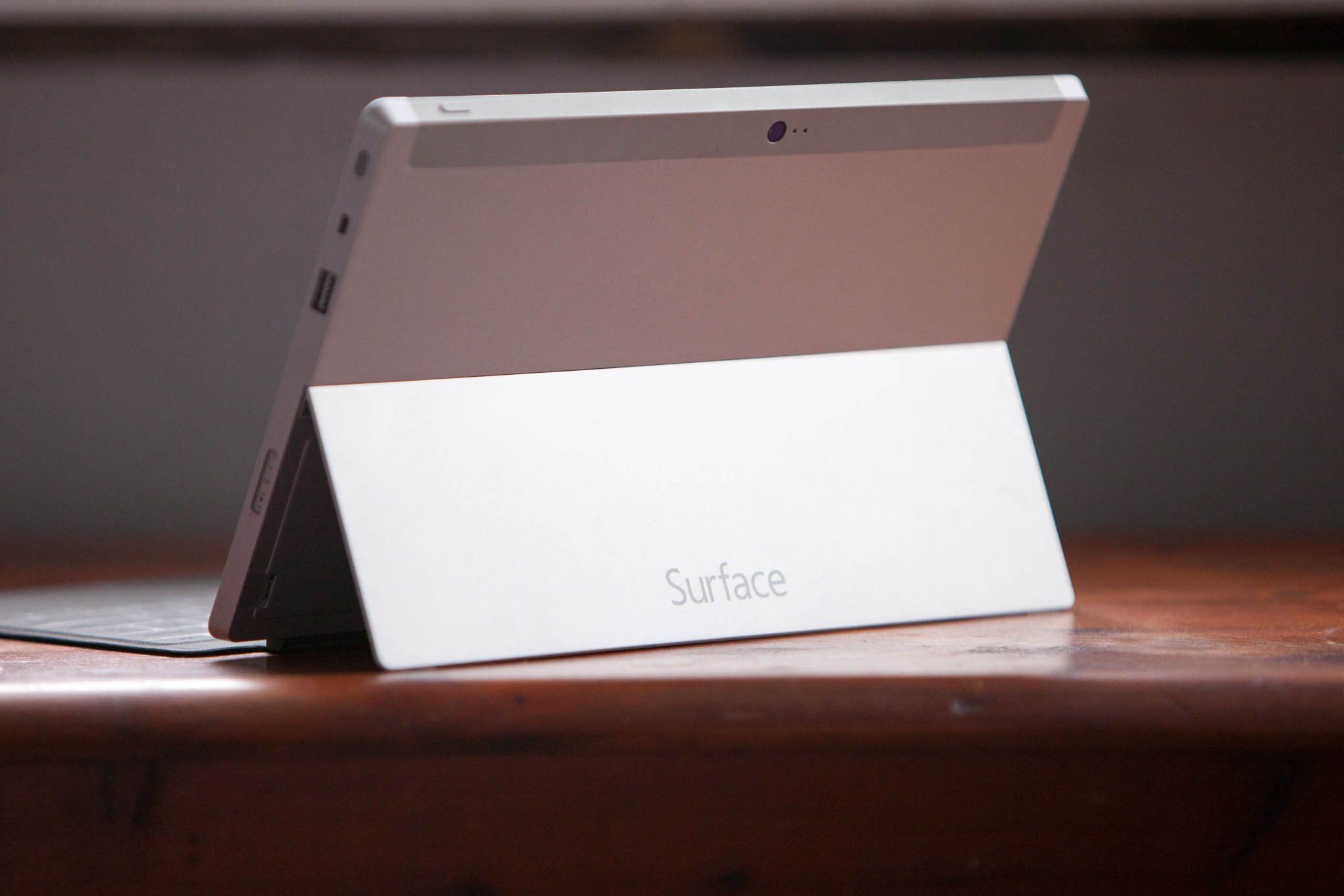 Patch Tuesday: Microsoft updates Surface 2, Surface Pro 2 with