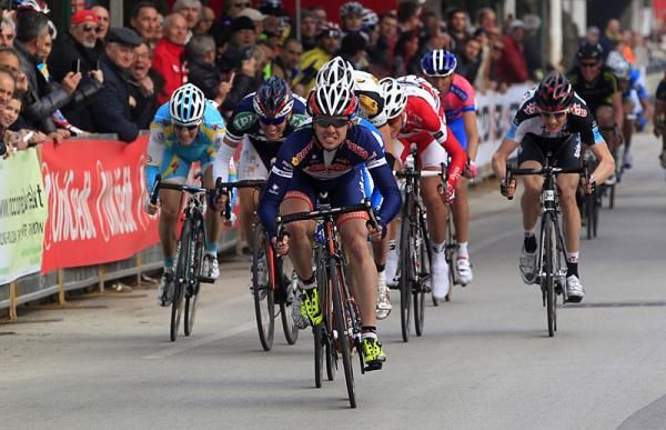 Andrea Palini (Team Idea) gives it his all