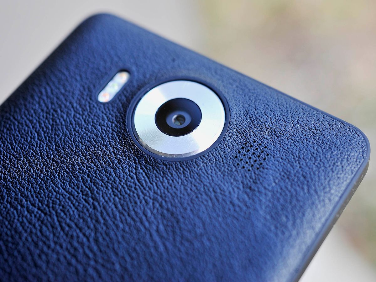 Mozo Black Rim for Lumia 950