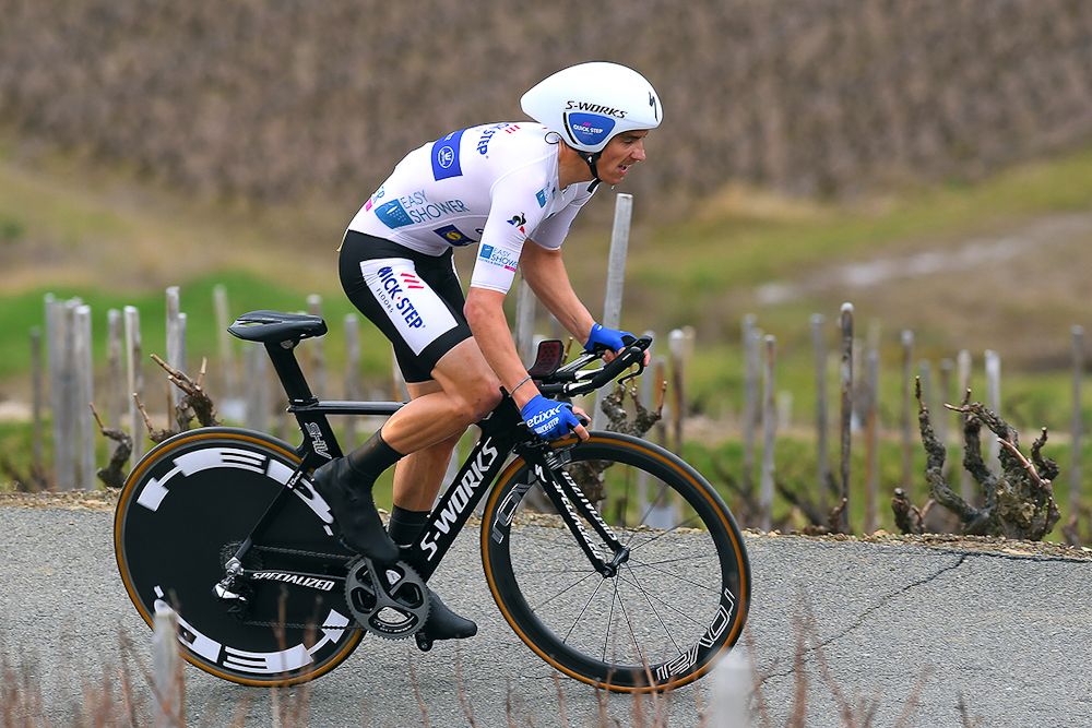 Julian Alaphilippe on his way to winning the Paris-Nice time trial