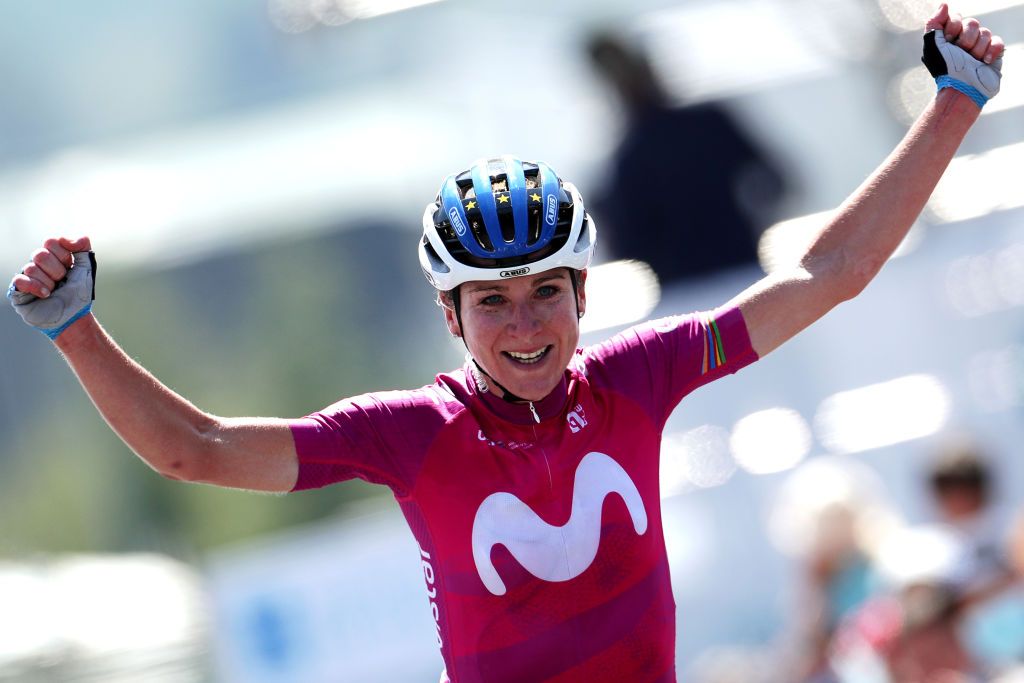 Annemiek van Vleuten (Movistar) is wearing the leader&#039;s jersey of the Women&#039;s WorldTour