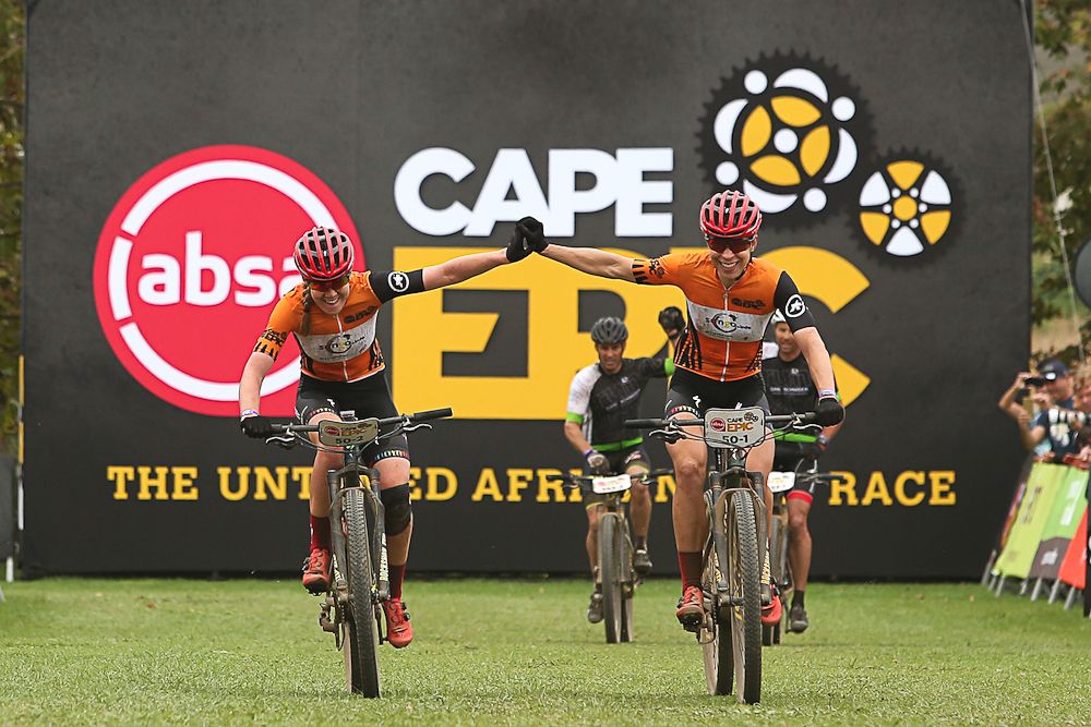 Annika Langvad and Anna van der Breggen win stage 3 at Cape Epic