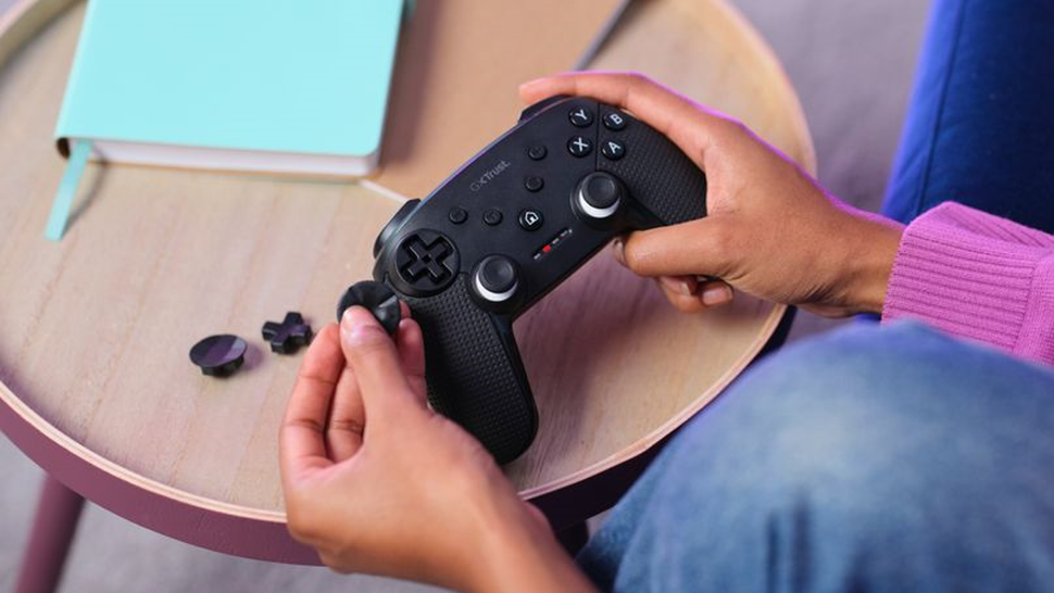 trust-gxt-542-muta-controller-review-techradar
