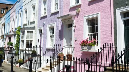 Terrced houses © Alamy Stock Photo