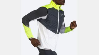 Brooks Run Visible Insulated Vest, reflective gilet