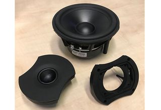 The mid/bass driver, tweeter and tweeter housing