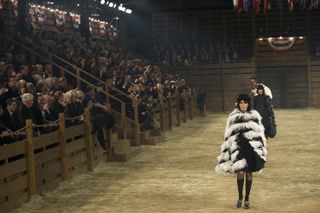 Chanel Métiers d'art 2013