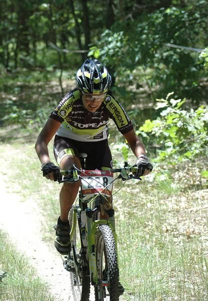 Namrita O'Dea (Topeak / Ergon) rides to fifth.