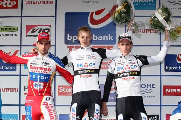 Koppenbergcross U23 men's podium (L-R): Vinnie Braet (Sunweb-Revor), 2nd; Michael Vanthourenhout (BKCP - Powerplus), 1st; Jens Adams (BKCP - Powerplus) 3rd