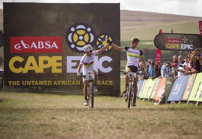 Nino Schurter and Philip Buys of Scott-Odlo MTB Racing win stage 4
