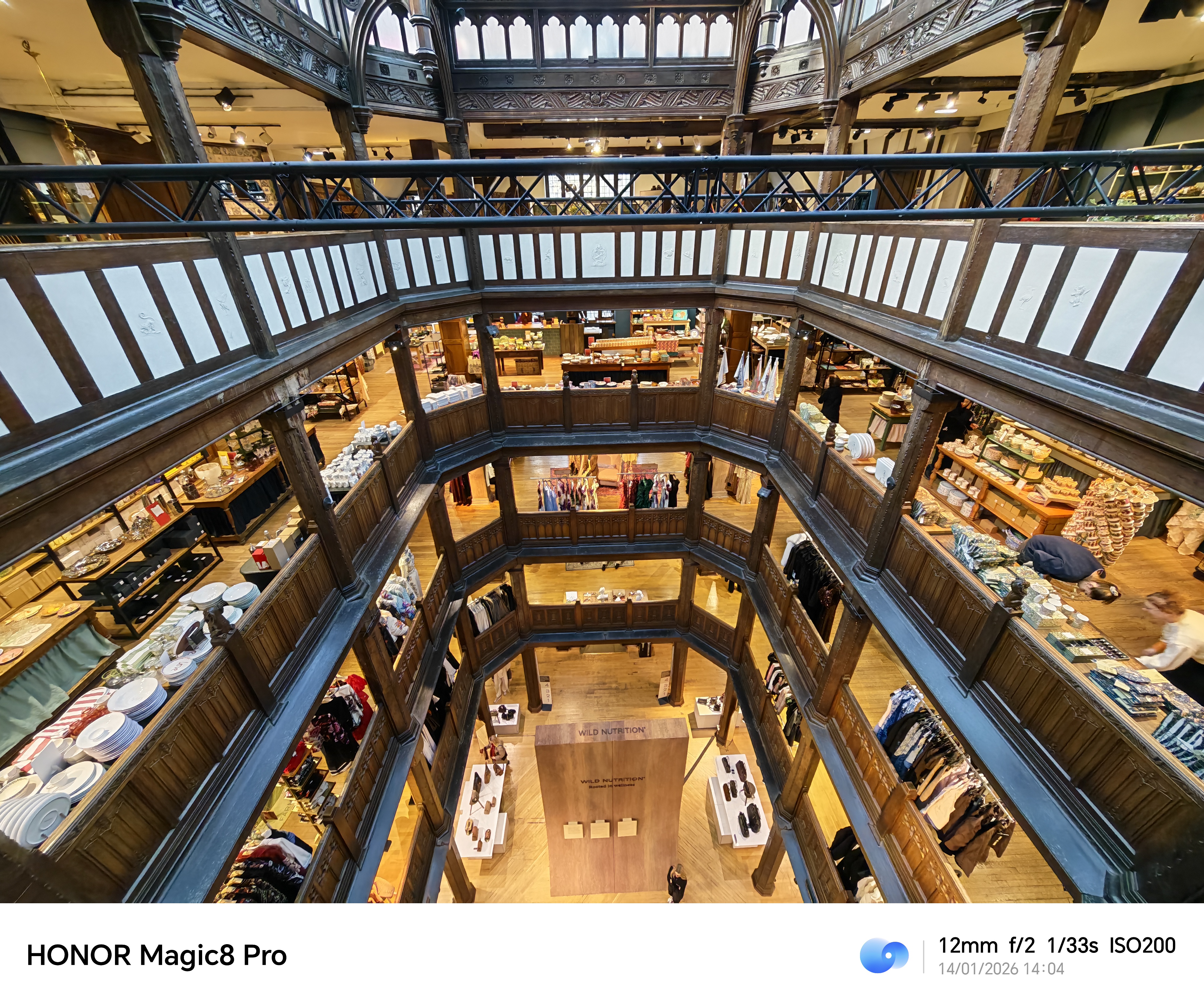 Honor Magic 8 Pro camera sample Liberty atrium 0.5x zoom