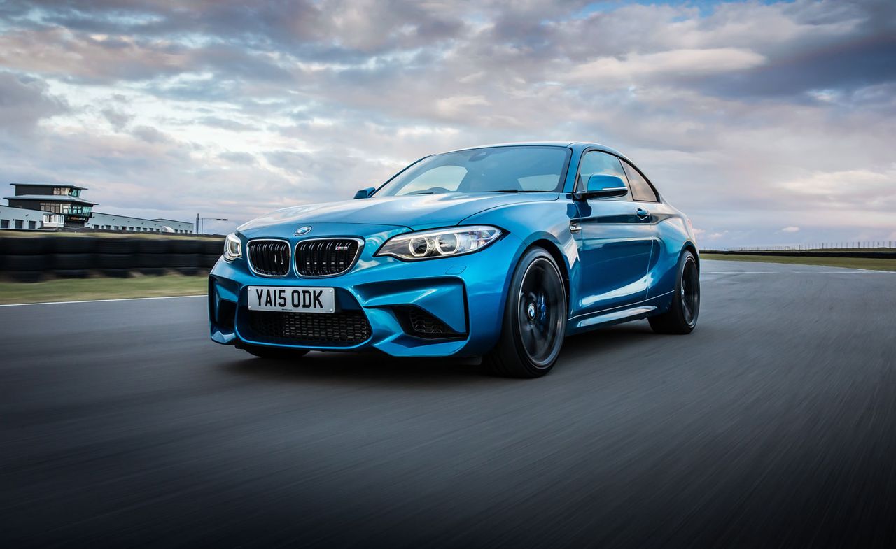 BMW&#039;s new M2 Coupé in blue.