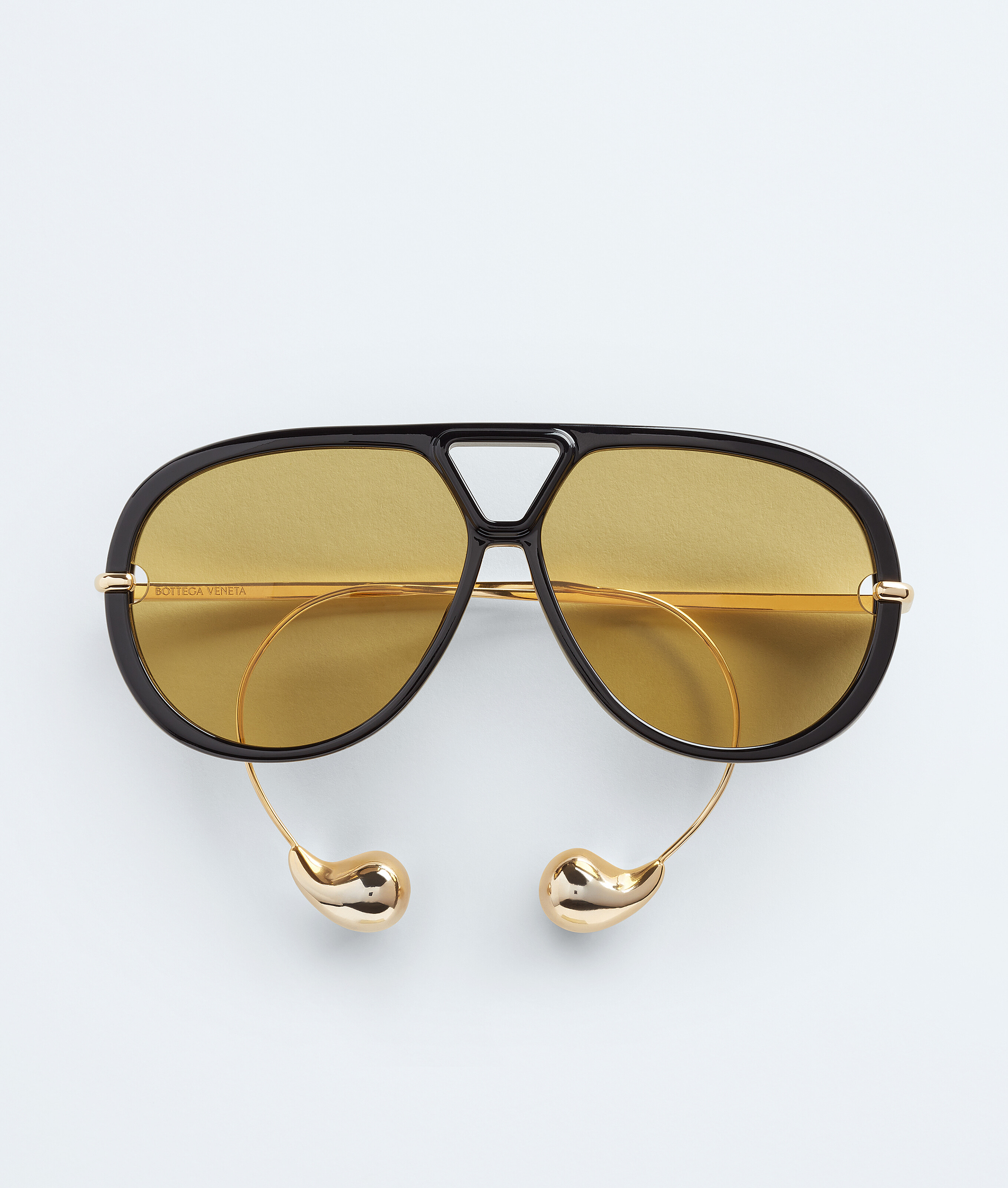 Drop Aviator Sunglasses in Black/yellow