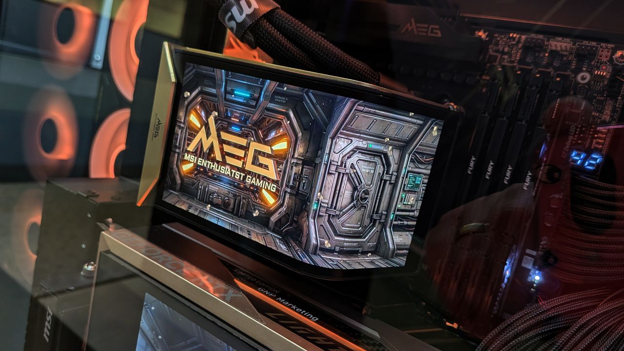 MSI MEG Maestro 900R PC case