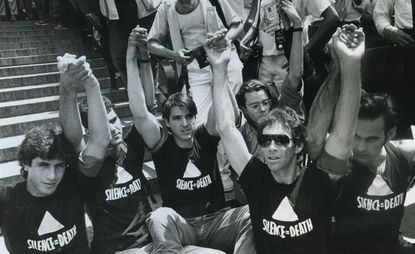 ACT-UP Demo Federal Plaza NYC June 30, 1987. Unity together honouring the memory of lost artists
