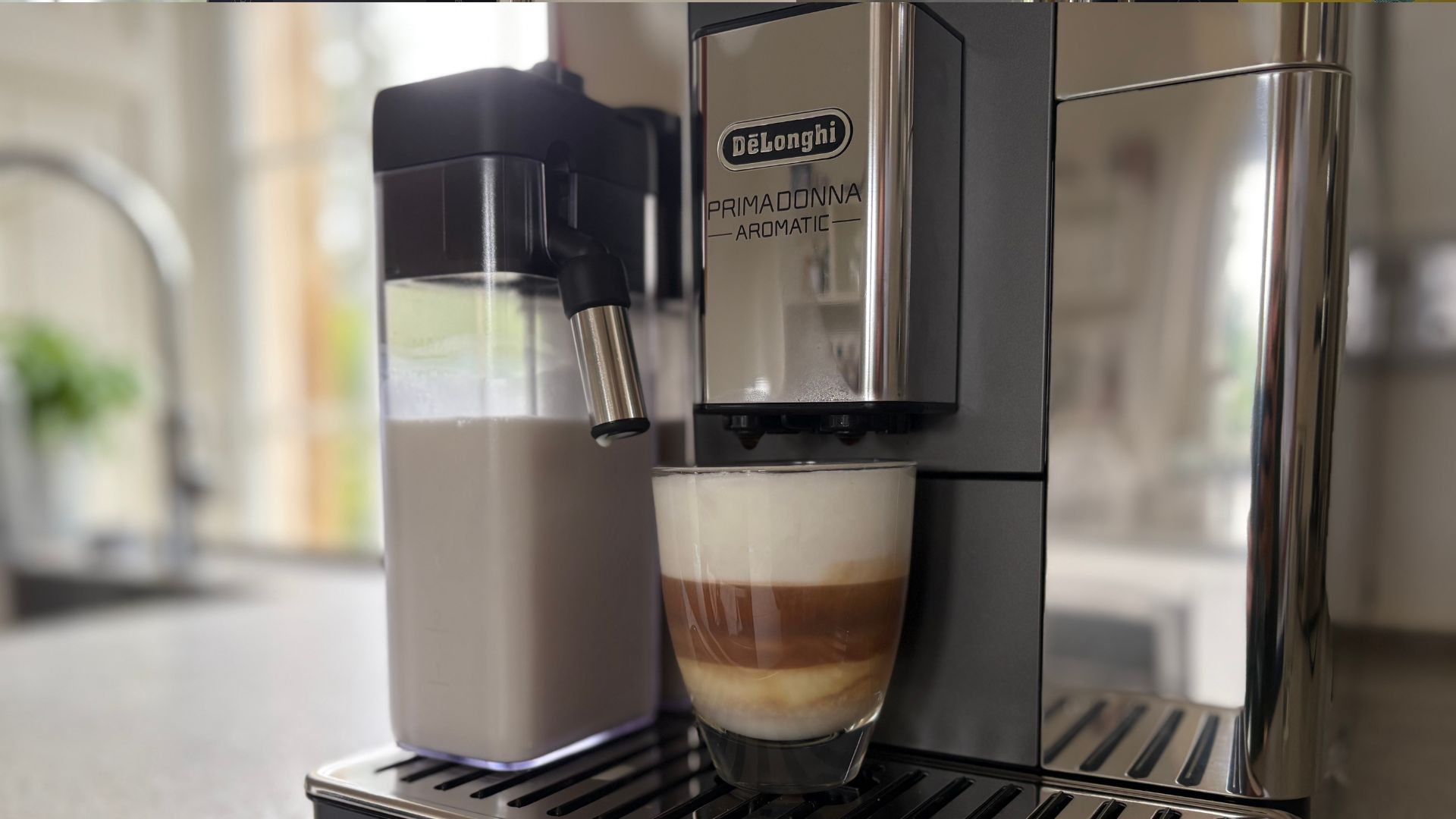 Testing the De&#039;Longhi Primadonna Aromatic Coffee Machine 