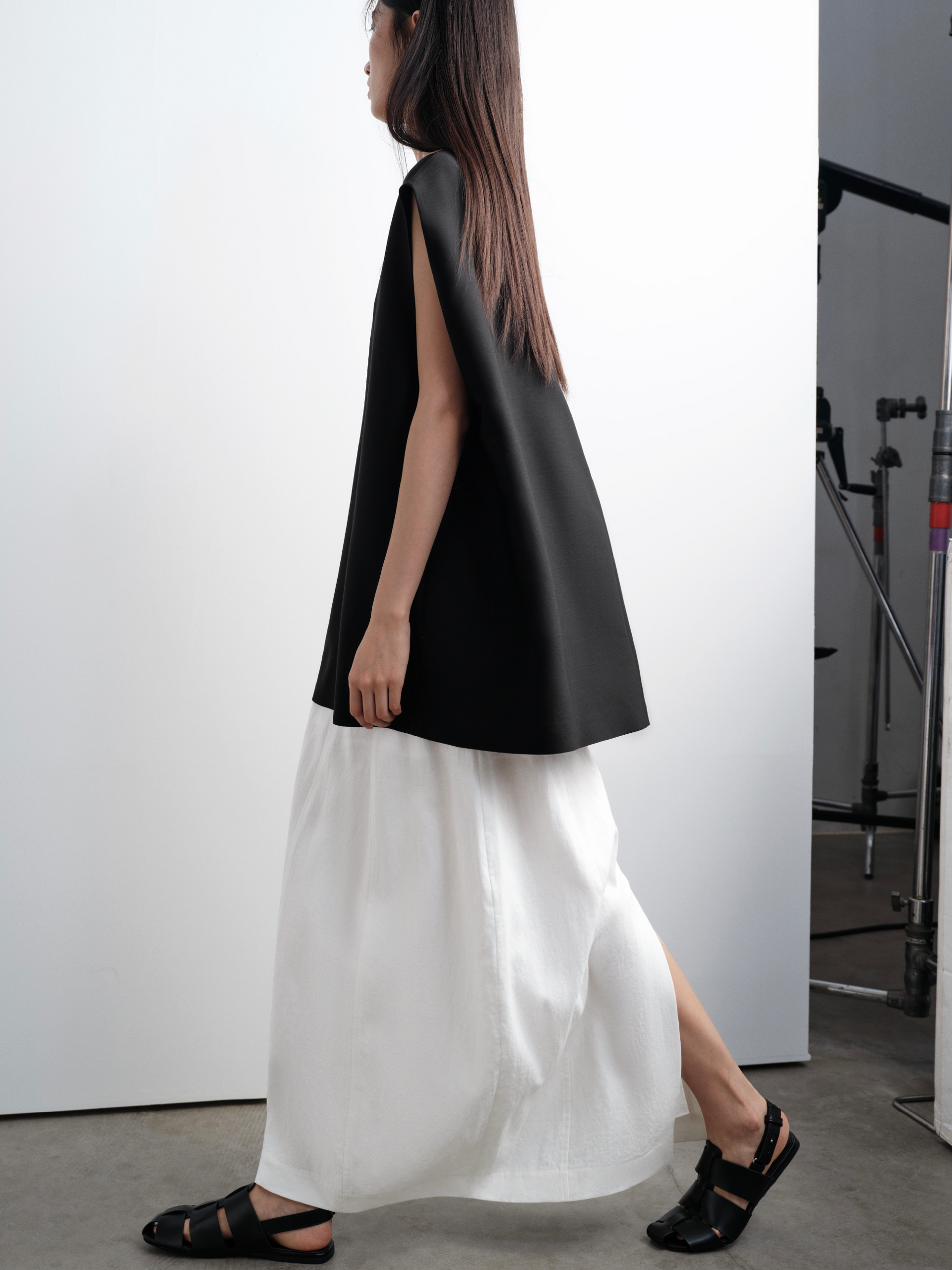 Cocoon Top in Wool-Silk Blend - Black / S