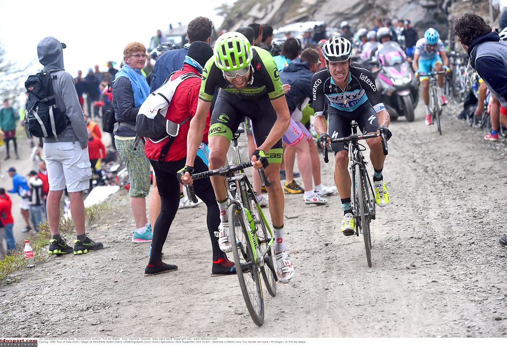 Ryder Hesjedal (Cannondale-Garmin) and Rigoberto Uran (Etixx-QuickStep).