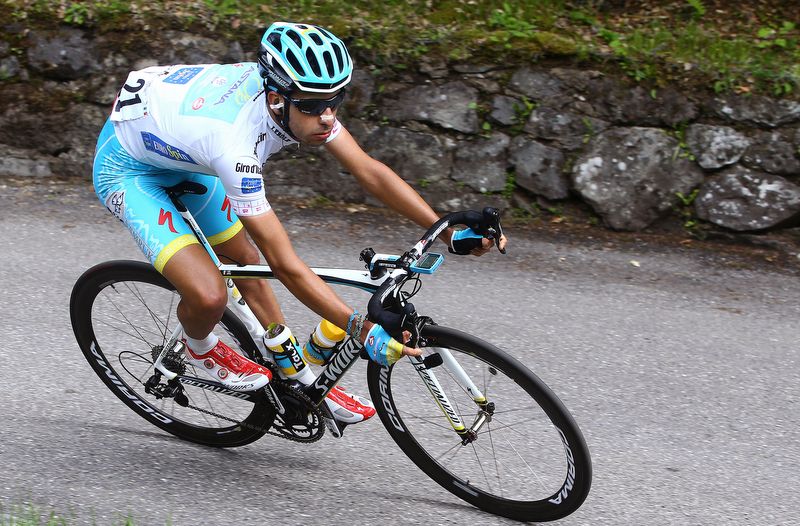 White jersey Fabio Aru (Astana)