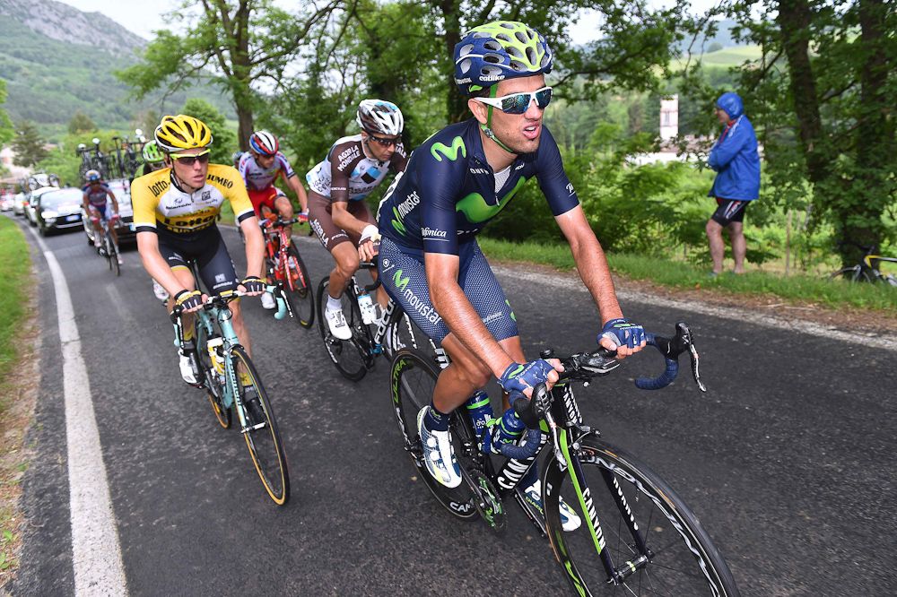 Be&ntilde;at Intxausti (Movistar) in the breakaway