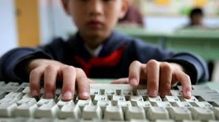 Wrong! Free computers don’t affect educational outcomes