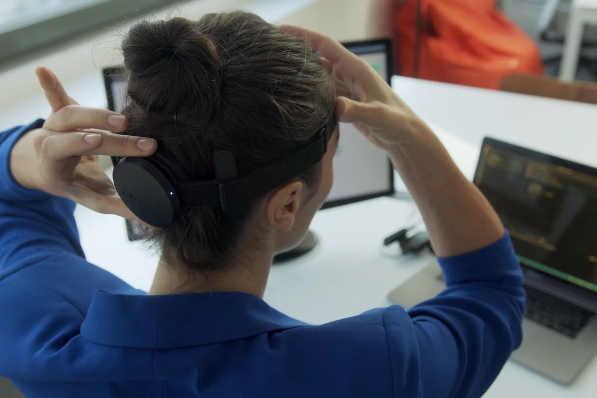 Nextmind Headband